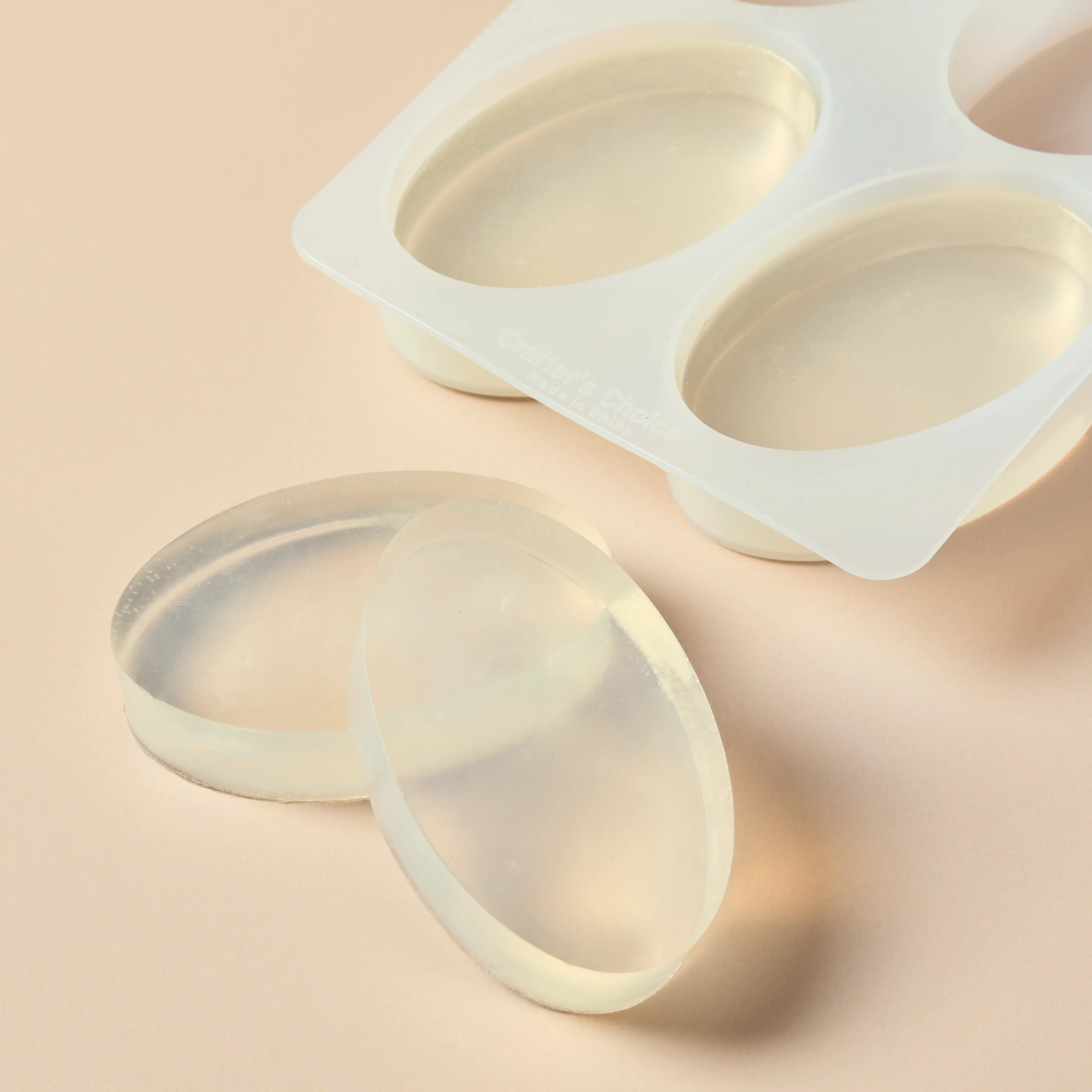 Premium Extra Clear Melt & Pour Soap Base - 5 lb Tray - Image 3